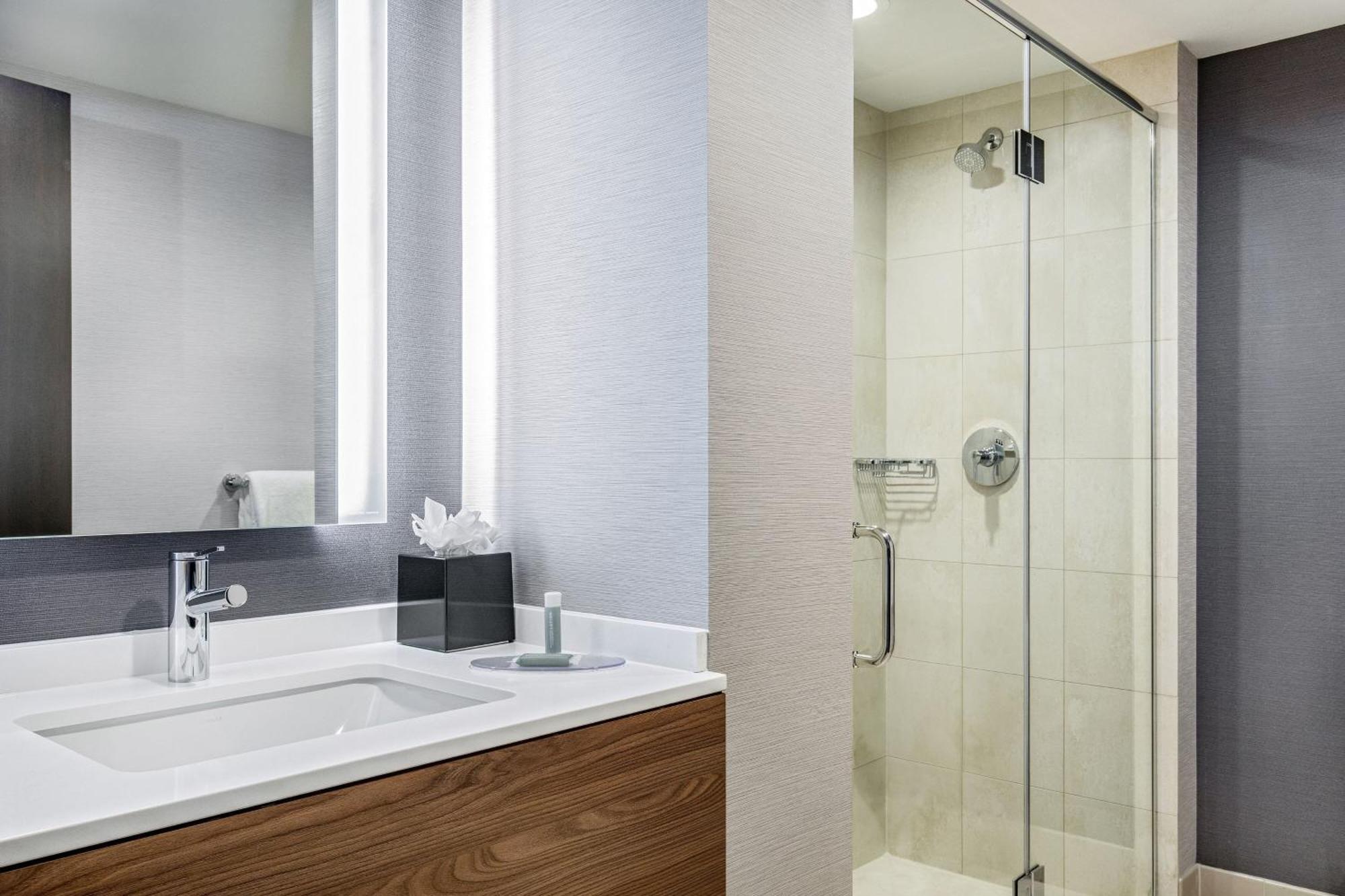 Courtyard By Marriott Times Square West Hotel New York Eksteriør billede