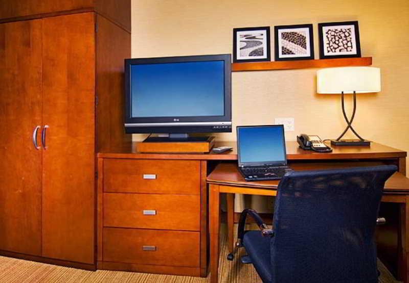 Courtyard By Marriott Times Square West Hotel New York Eksteriør billede