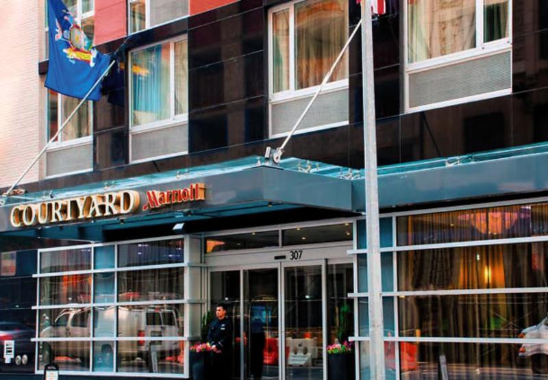 Courtyard By Marriott Times Square West Hotel New York Eksteriør billede